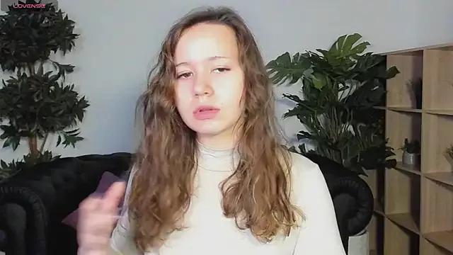 Laura_Bennett from StripChat is Freechat