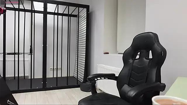 Laura_Chaplin from StripChat