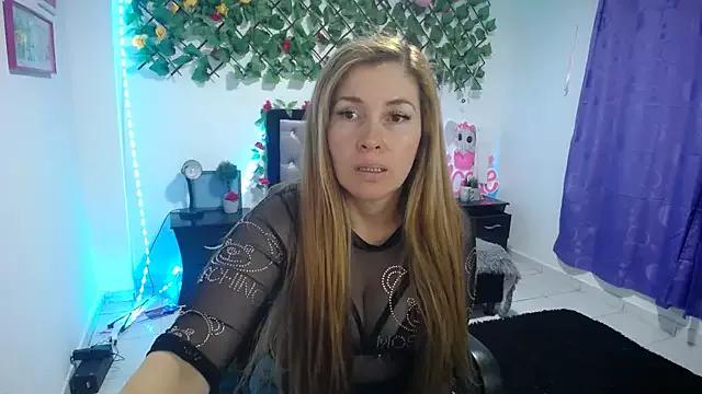Try our streaming cams variety and talk on a personal level with our adorable girls streamers, showing off their bountiful shapes and dildos.