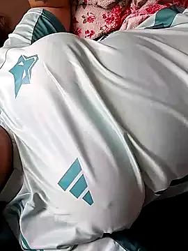 lauramartins7 from StripChat is Freechat