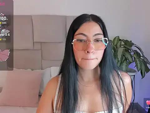 Laurenn_smith from StripChat