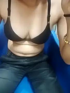 Lavi-rani from StripChat is Freechat