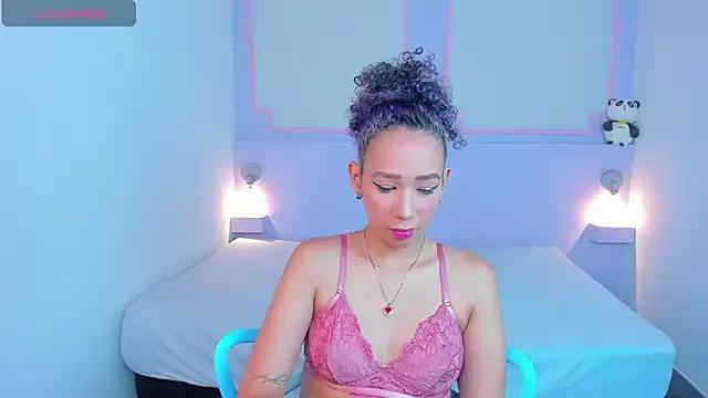 LaylaBreeze4 from StripChat