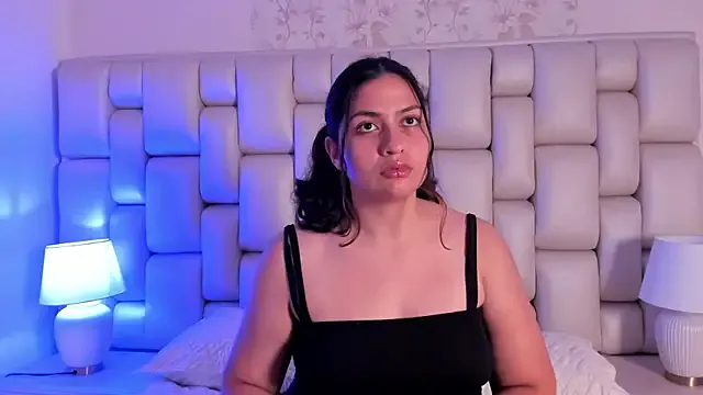 lea_hunter__ from StripChat is Freechat