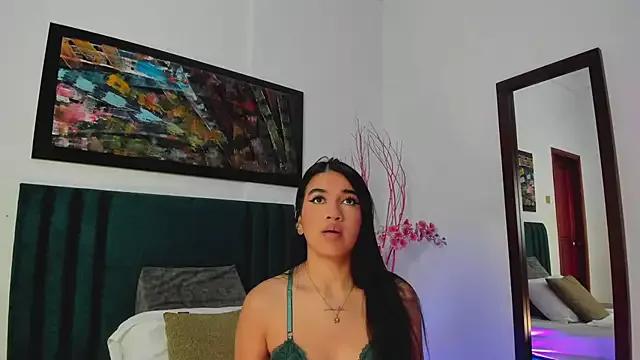 LeaahCarter from StripChat