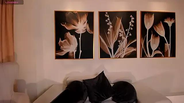 Try our streaming cams variety and talk on a personal level with our adorable girls streamers, showing off their bountiful shapes and dildos.
