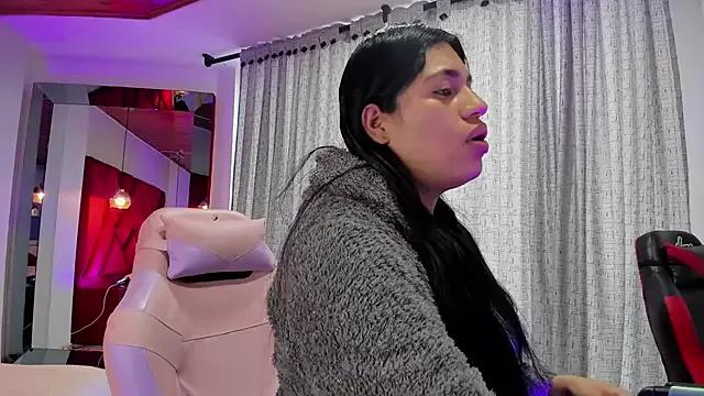 Leila_25 from StripChat
