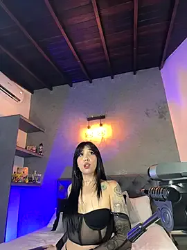 Leilaarose on StripChat 