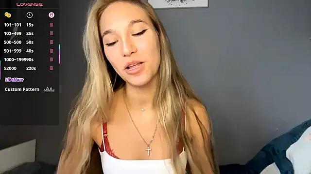 LeilaBilberry from StripChat is Freechat