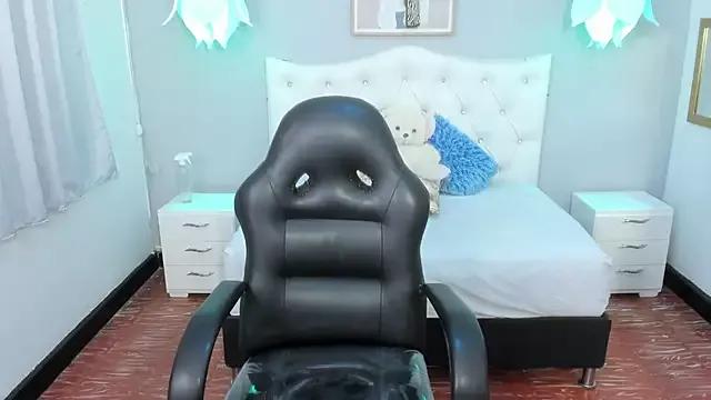 Leilah_sexx from StripChat