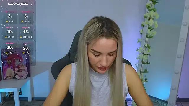 Leilalav from StripChat