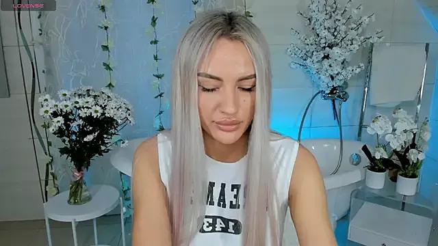 Leilalav from StripChat
