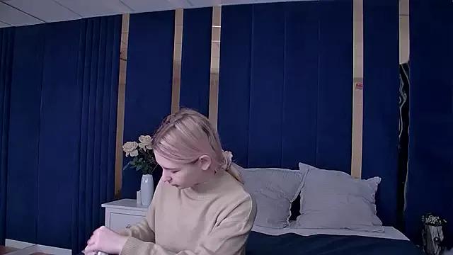 LeilaLewis from StripChat