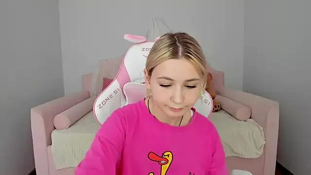 LeilaLewis from StripChat