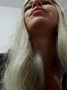 Lena01 from StripChat is Freechat