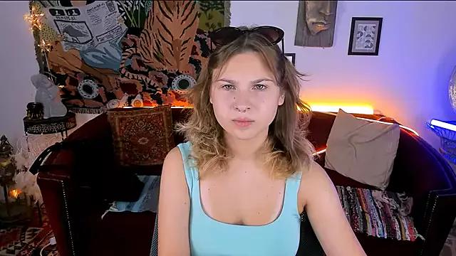 LenaBens from StripChat is Freechat
