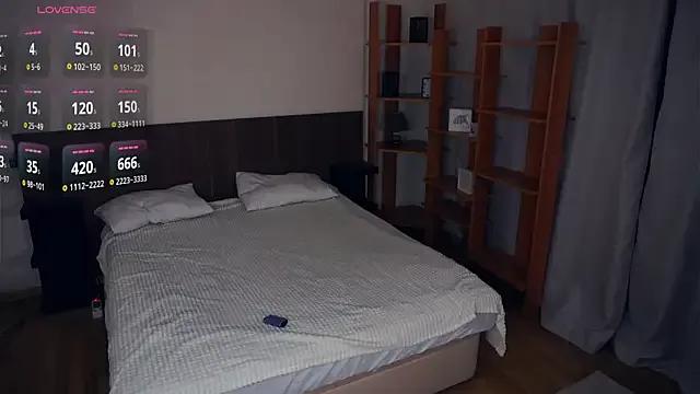 Try our streaming cams variety and talk on a personal level with our adorable girls streamers, showing off their bountiful shapes and dildos.