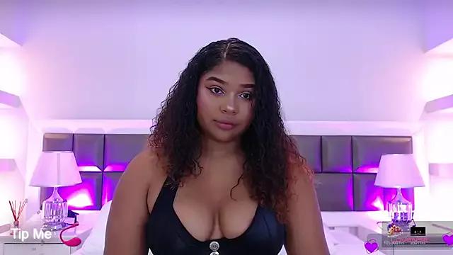 LennaEvans from StripChat