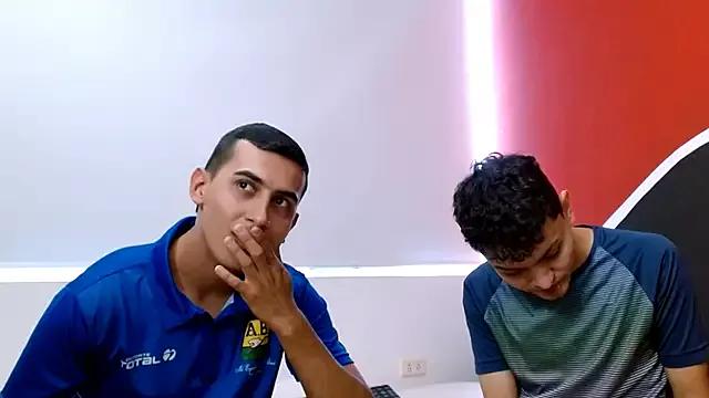 leo_and_chris from StripChat is Freechat