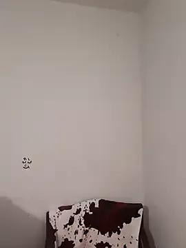 leona_sumiza from StripChat is Freechat