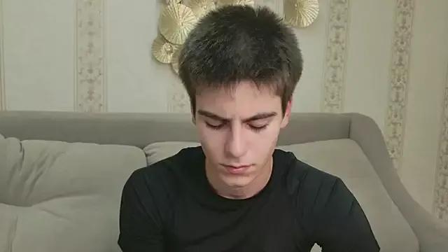 Leonard_Cross from StripChat is Freechat