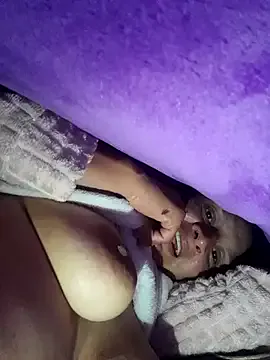 Lesli_14 from StripChat is Freechat