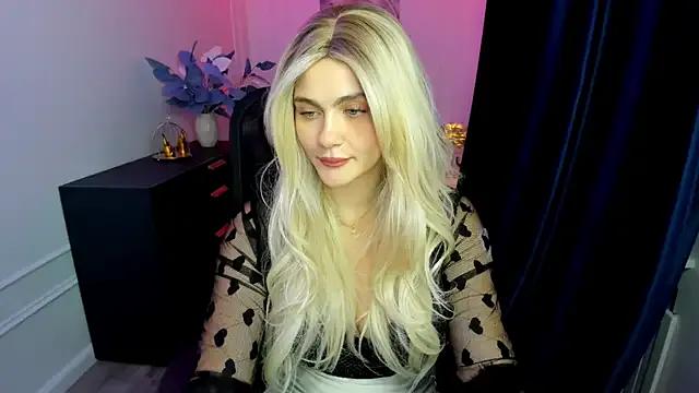 LeslieMineg from StripChat