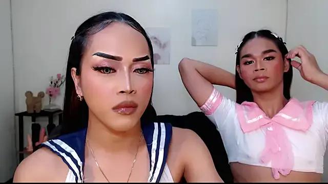 Lessandra_Lust from StripChat is Freechat