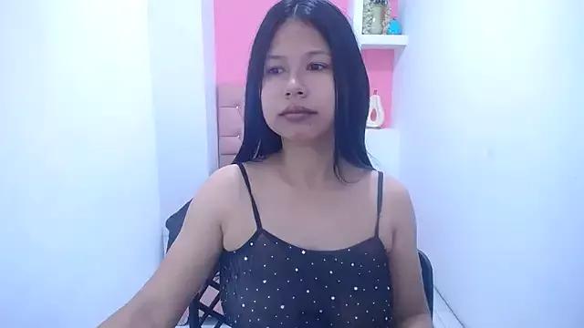 Letty_Plugxo from StripChat