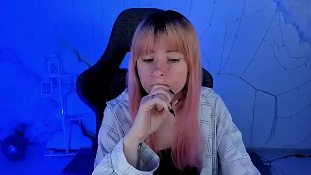 Try our streaming cams variety and talk on a personal level with our adorable girls streamers, showing off their bountiful shapes and dildos.