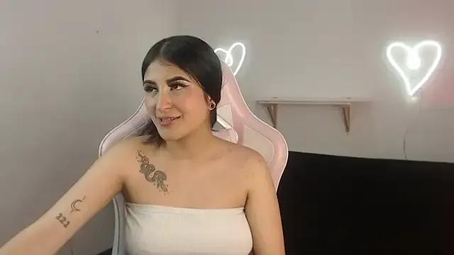 Try our streaming cams variety and talk on a personal level with our adorable girls streamers, showing off their bountiful shapes and dildos.