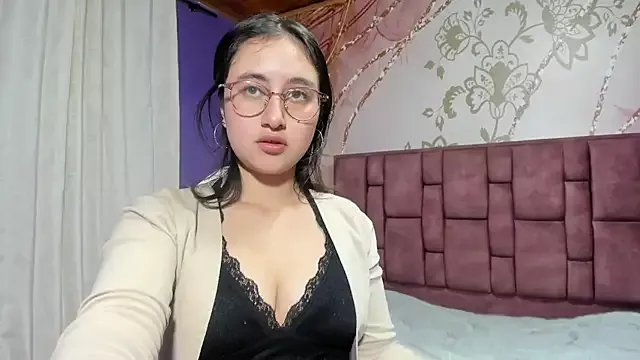leyla_darly on StripChat 