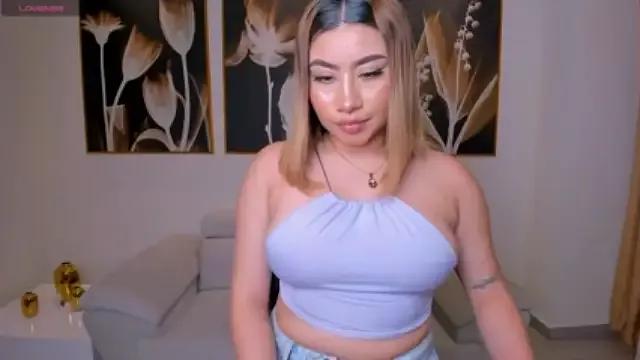LeylaClinton_ from StripChat