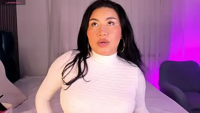 leylaclintonxx on StripChat 