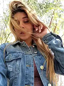 LeylaRosse from StripChat