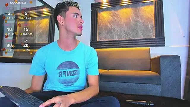 liaam_mendoza from StripChat