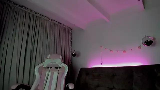 Try our streaming cams variety and talk on a personal level with our adorable girls streamers, showing off their bountiful shapes and dildos.