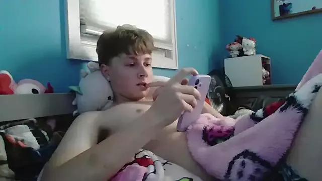 Liam_axel35 from StripChat