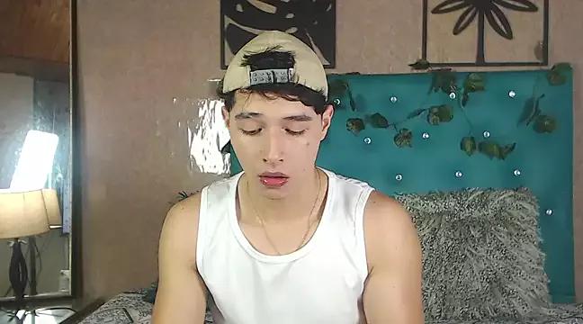 LiamAndrewzz from StripChat