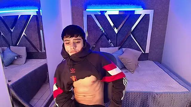 lian_fooox from StripChat is Freechat