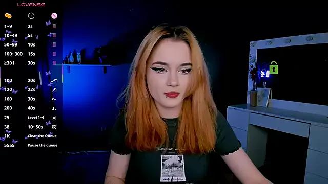 liana_kisses from StripChat is Freechat