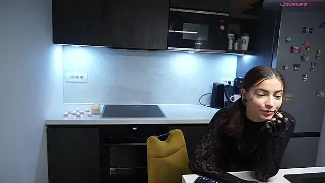 LianiLoverx from StripChat is Freechat