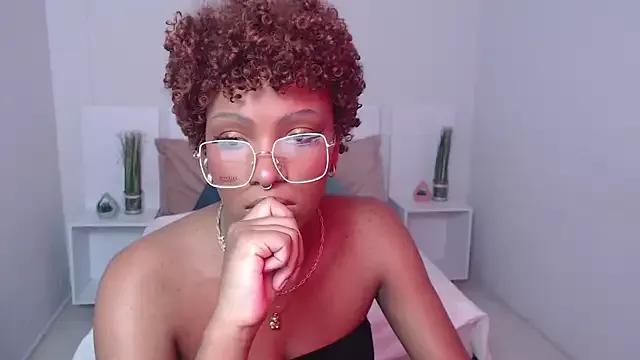 lianna_dixonn from StripChat is Freechat