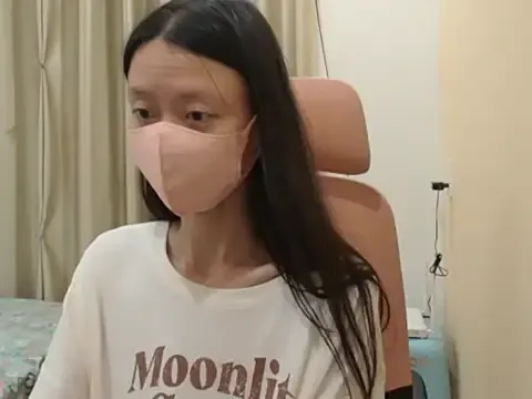 Lil-Cherries from StripChat is Freechat