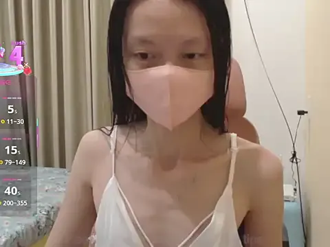 Lil-Cherries on StripChat 