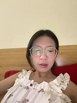 Lil-Gi on StripChat 