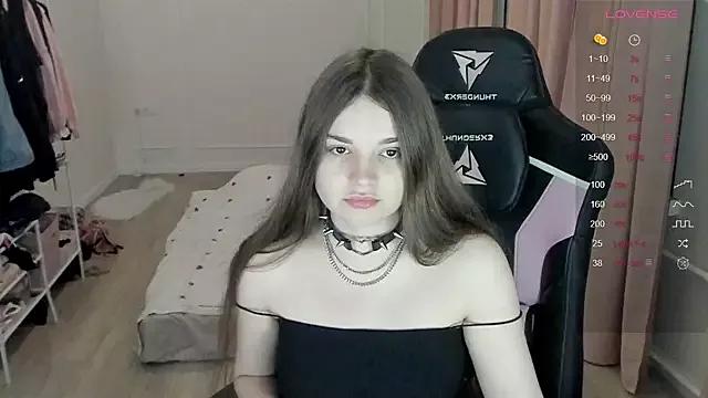 lil_cassie from StripChat