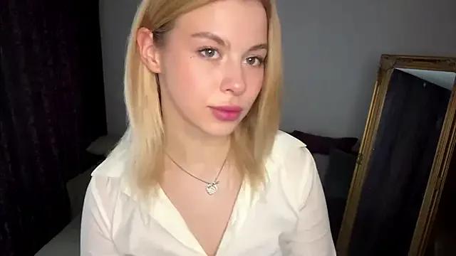 Try our streaming cams variety and talk on a personal level with our adorable girls streamers, showing off their bountiful shapes and dildos.