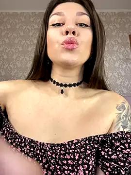 Lil_Foxy9 from StripChat