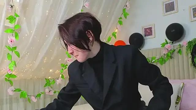 Lil_tits_girls from StripChat is Freechat